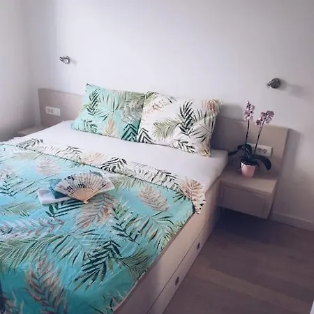 Brand New Lovely Bella Appartement *