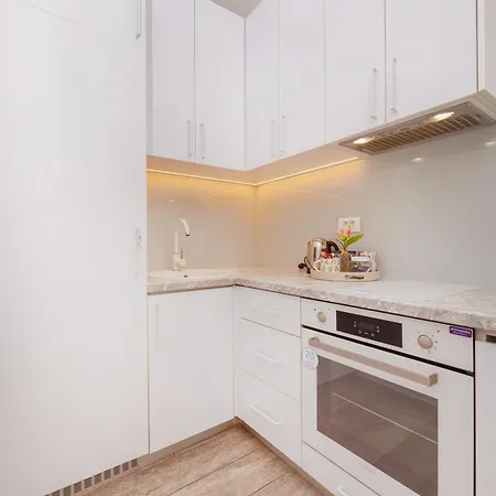 Apartment Brand New Lovely Bella